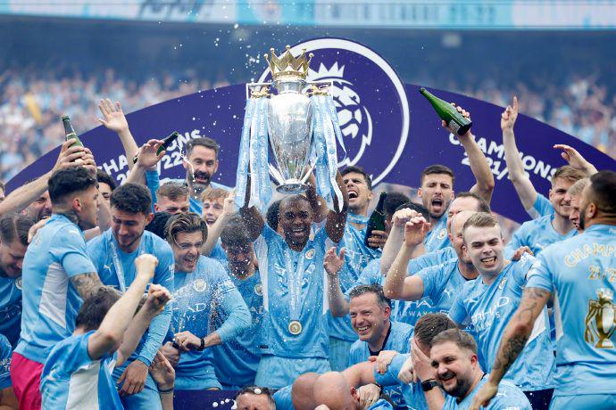 三场两零封仅丢1球，奥纳纳当选土媒评选的土超10月最佳球员（3战2零封仅失1球，奥纳纳当选土媒评出的土超10月最佳球员）