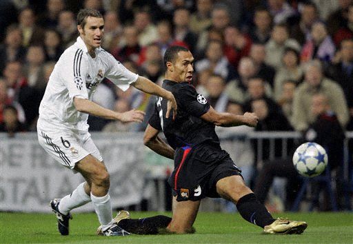 意天空：迪乌夫在国米逐渐展现影响力，或成邓弗里斯合适替补（意天空：迪乌夫在国米愈发抢眼，有望成为邓弗里斯理想替补）