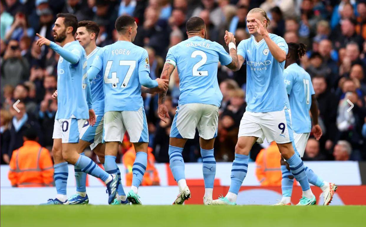 世体：巴萨教练组认为拉菲尼亚和佩德里的回归是希望所在（世体：巴萨教练组将拉菲尼亚与佩德里的复出视为重燃希望的关键）