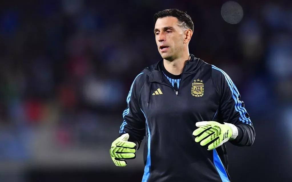 拜仁连伤数人影响战局（拜仁伤病潮扰乱战局）