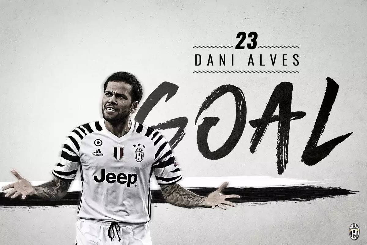 高效发挥!麦基半场11中7贡献17分5篮板(手感爆棚!麦基半场11投7中砍下17分5篮板)