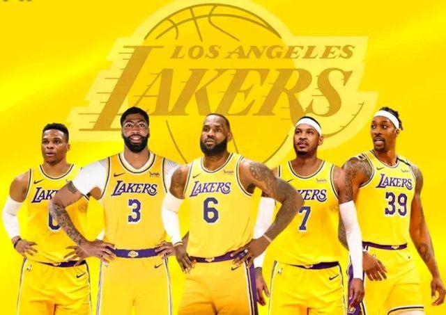 TA：球员版长袖球衣全面回归，实现从性能到美学的个性表达（TA：球员版长袖战袍回归，从性能到美学全面释放个性）