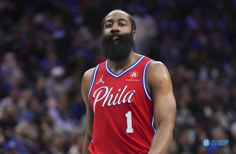 小豌豆替补出场错失反超比分的点球，之后球队被补时绝杀（小豌豆替补登场失点，球队补时遭绝杀）