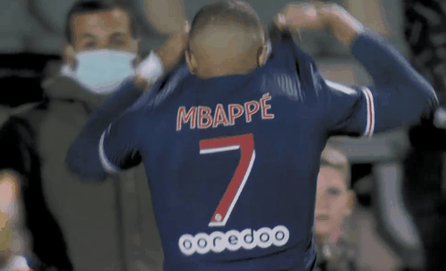 前热火助教爆料莱利曾威胁某超级球星：宁可以交易你也不解雇他