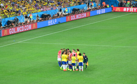 坎塞洛：若赢得世界杯会脱下国家队战袍；未来希望回到本菲卡（坎塞洛：若世界杯夺冠将退出国家队，盼将来重返本菲卡）