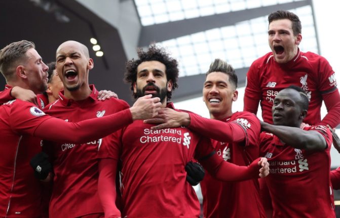 掘金主帅：无论谁防德罗赞我都有所顾虑，他像艺术家一样得分（掘金主帅直言：德罗赞得分如艺术般精妙，派谁去防都让人头疼）