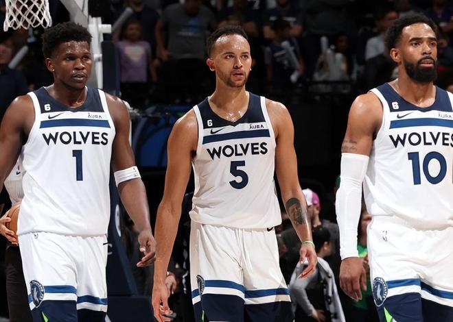 半场梅开二度，埃文-弗格森生涯首次在欧战中取得进球（埃文-弗格森上半场梅开二度，收获职业生涯欧战处子球）