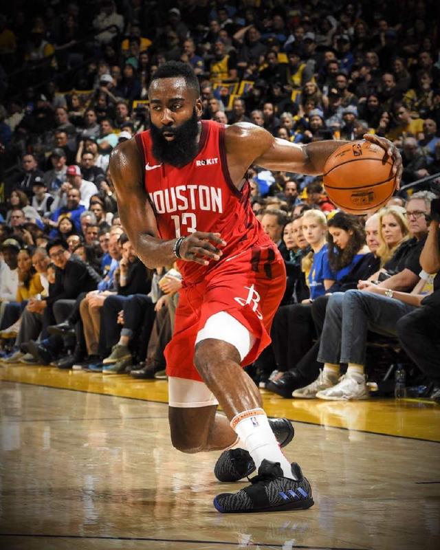 队报及格分评价：奥利塞回到伦敦面对阿森纳的发挥（队报给出及格分：奥利塞重返伦敦对阵阿森纳的表现）